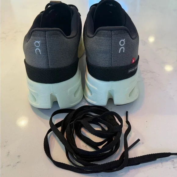 ON cloud eclipse - Picture 6 of 8